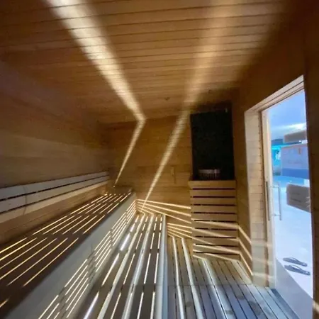 Hanza Tower Bohemia 23 Pool & Jacussi & Sauna * 슈체친